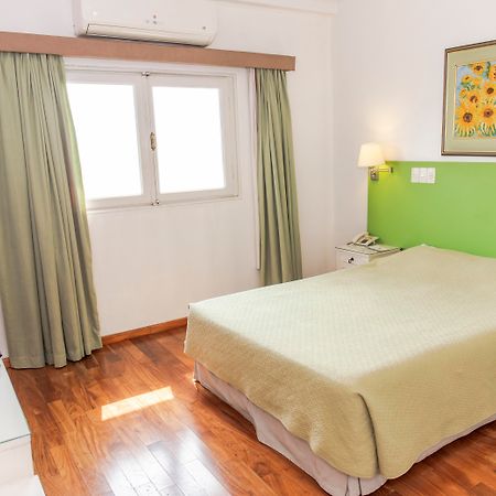 Hotel Cecilia Asuncion Buitenkant foto